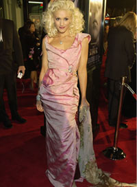 Gwen Stefani Style Evolution Vintage Hair