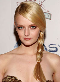 Lydia Hearst Worst Makeup Trends