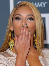 How to stand out nail art Beyonce Knowles
