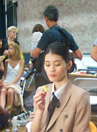 fashion week model eating