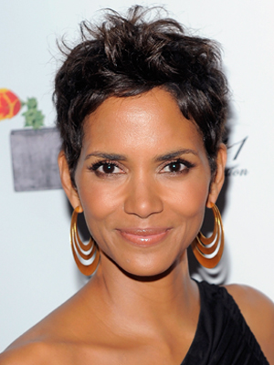 halle berry short hairstyle