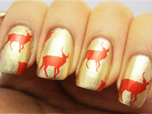 holiday reindeer nail art