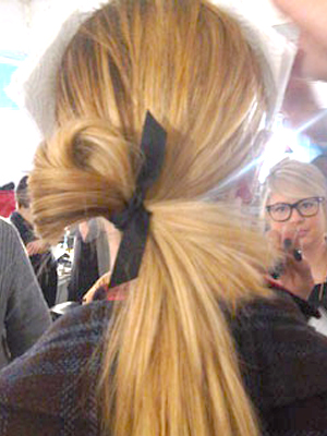 low ponytail with bow